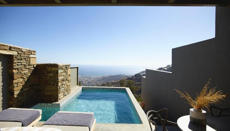 4* Aeolis Tinos Suites